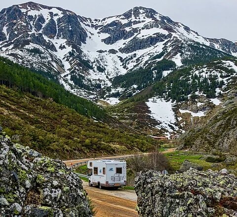 O jakich rzeczach należy pamiętać przed wyjazdem kamperem