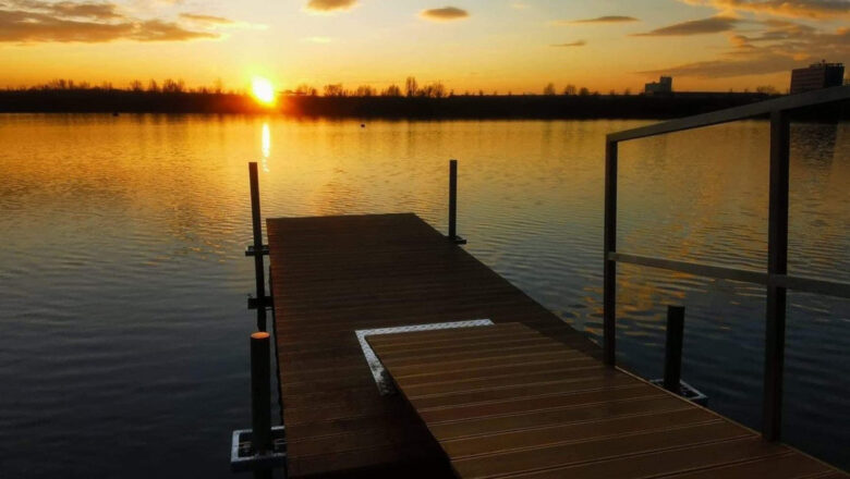 Jakie zalety mają imprezy integracyjne nad jeziorem