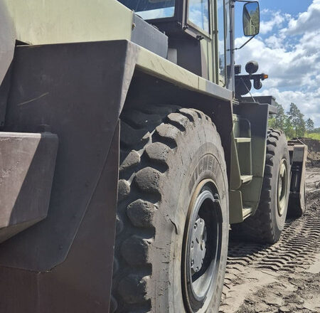 Szkolenia i kursy na operatora koparki – jak wyglądają